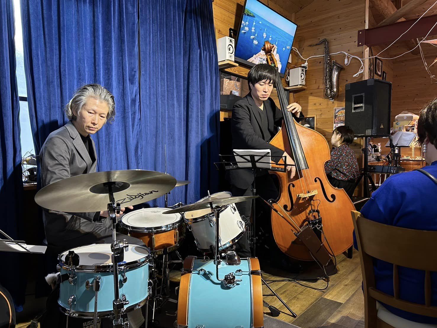 Mio Jazz Torio Live: 新たな試みとセッション参加者9名による大盛況